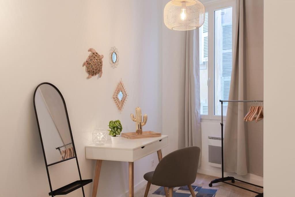 L10 Central Suite 2 Bedrooms Old Nice Wifi 3Mins Sea 외부 사진