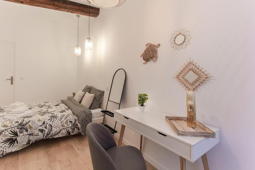 L10 Central Suite 2 Bedrooms Old Nice Wifi 3Mins Sea 외부 사진